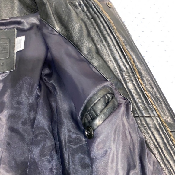 Coach jacket lightly used!!open to offers - Picture 7 of 10